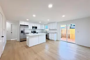 832 S 74th St, Tacoma, WA 98408 - Photo 8