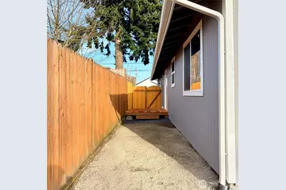 832 S 74th Street, Tacoma, WA 98408 - Photo 30