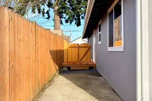 832 S 74th St, Tacoma, WA 98408 - Photo 30