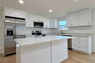 832 S 74th St, Tacoma, WA 98408 - Photo 18