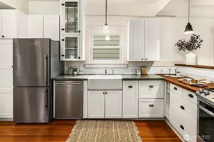 2572 3rd Ave W, Seattle, WA 98119 - Photo 10