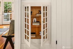 2572 3rd Ave W, Seattle, WA 98119 - Photo 18