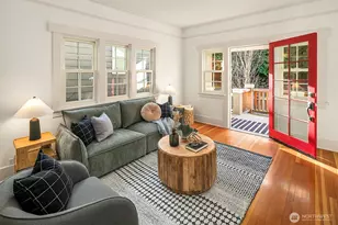 2572 3rd Ave W, Seattle, WA 98119 - Photo 8