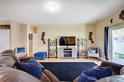 7058 E Nightingale, Port Orchard, WA 98366 - Photo 12