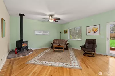 1105 Irving Street SW, Tumwater, WA 98512 - Photo 12