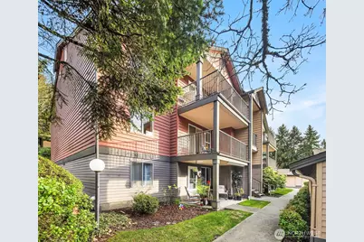 13209 Newcastle Way #B201, Newcastle, WA 98059 - Photo 2