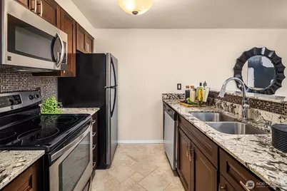 13209 Newcastle Way #B201, Newcastle, WA 98059 - Photo 14