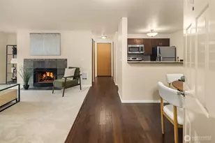 13209 Newcastle Way, Newcastle, WA 98059 - Photo 4