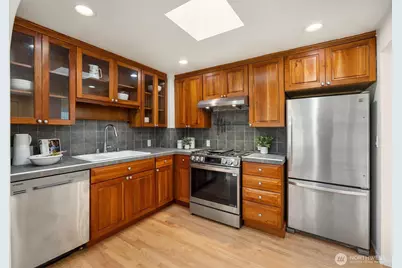 5606 NE 59th Street, Seattle, WA 98105 - Photo 10