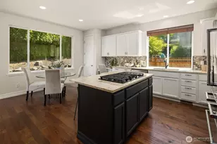 16148 Parkside Way SE, Renton, WA 98058 - Photo 12