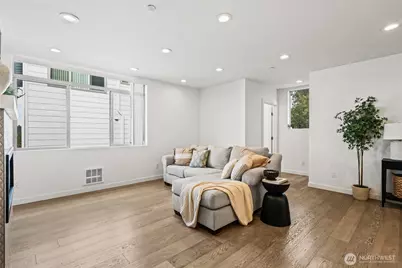 15610 5th Avenue NE #C, Shoreline, WA 98155 - Photo 18