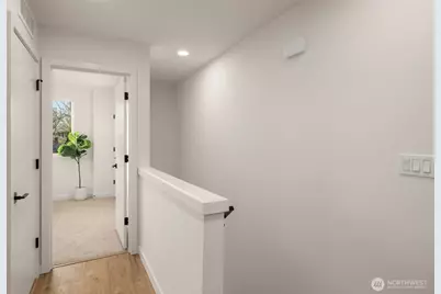 914 A 15th Avenue, Seattle, WA 98122 - Photo 22