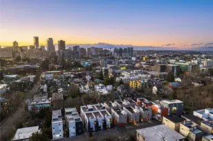 914 A 15th Ave, Seattle, WA 98122 - Photo 32