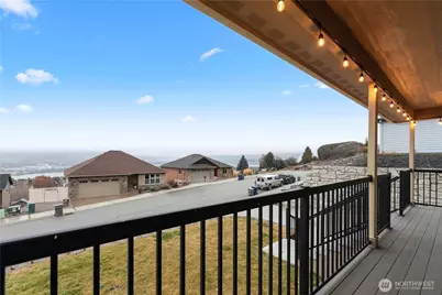 2627 Catalina Avenue, East Wenatchee, WA 98802 - Photo 4