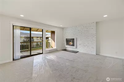 310 S 11th Street #204, Mount Vernon, WA 98274 - Photo 1