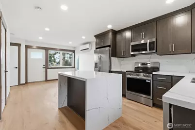 1281 Admirals Drive, Coupeville, WA 98236 - Photo 4