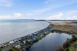 1281 Admirals Dr, Coupeville, WA 98236 - Photo 20