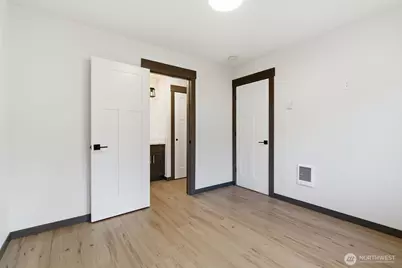 1281 Admirals Drive, Coupeville, WA 98236 - Photo 10