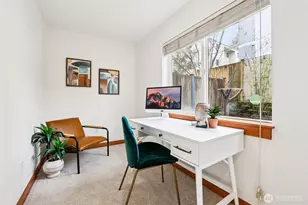 9523 Ashworth Ave N, Seattle, WA 98103 - Photo 18