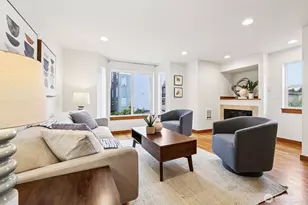 9523 Ashworth Ave N, Seattle, WA 98103 - Photo 4