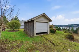 457 E Victor Rd, Belfair, WA 98528 - Photo 34