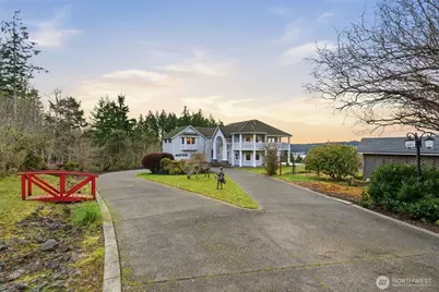 457 E Victor Road, Belfair, WA 98528 - Photo 36