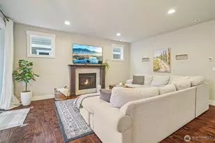 176 Love Dr, Enumclaw, WA 98022 - Photo 4