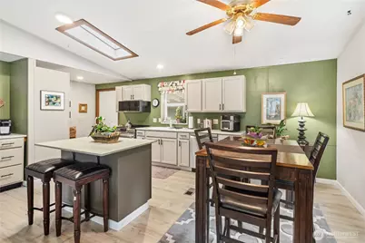 517 NW Silver Meadow Lane, Bremerton, WA 98311 - Photo 6