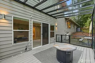 16130 SE Newport Way, Bellevue, WA 98006 - Photo 26