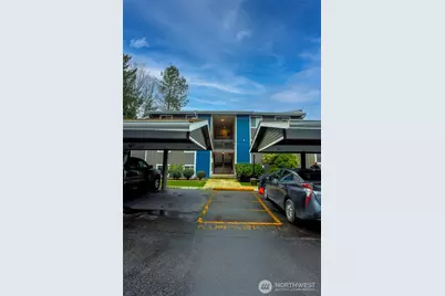 20161 Viking Crest Loop NE #5-301, Poulsbo, WA 98370 - Photo 2