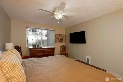 20161 Viking Crest Loop NE #5-301, Poulsbo, WA 98370 - Photo 24