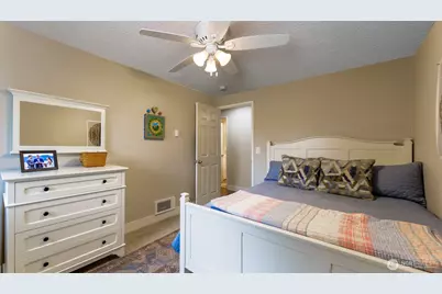 20161 Viking Crest Loop NE #5-301, Poulsbo, WA 98370 - Photo 20