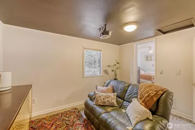 4034 NE 109th Street, Seattle, WA 98125 - Photo 16