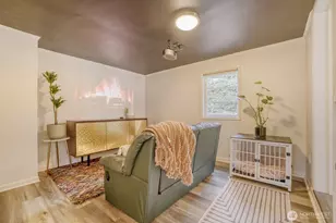 4034 NE 109th St, Seattle, WA 98125 - Photo 14