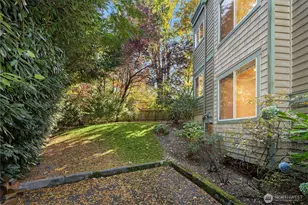 112 9th Ln, Kirkland, WA 98033 - Photo 2