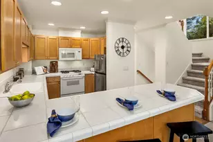 112 9th Ln, Kirkland, WA 98033 - Photo 10