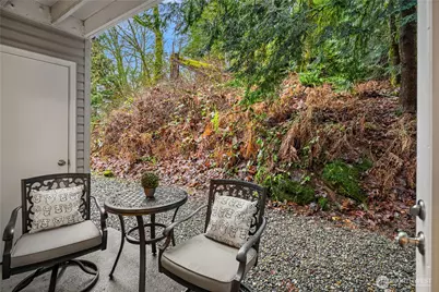 595 Newport Way NW #A2, Issaquah, WA 98027 - Photo 18