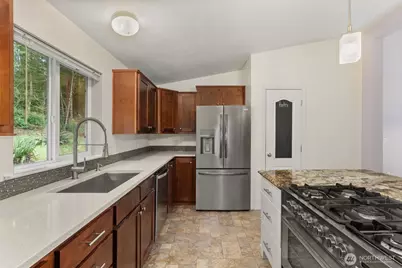 126 Burchett Road, Onalaska, WA 98570 - Photo 10