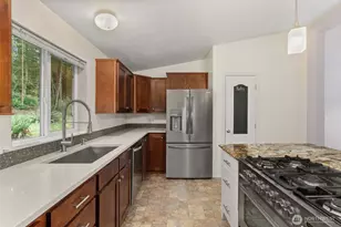 126 Burchett Rd, Onalaska, WA 98570 - Photo 12