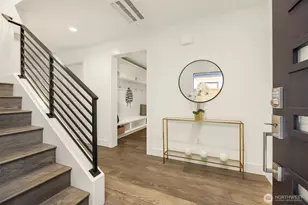 14856 Site 3 NE 2nd Ct, Bellevue, WA 98007 - Photo 2