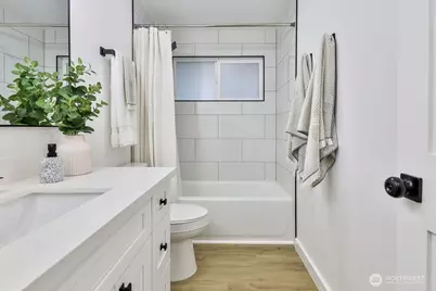 1101 Vashon Court NE, Renton, WA 98059 - Photo 10