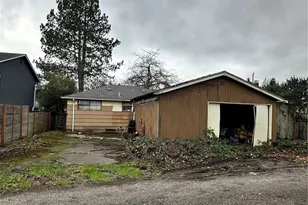 8444 54th Ave S, Seattle, WA 98118 - Photo 2