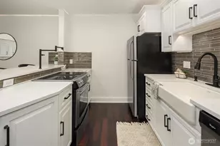 1400 Bellevue Way SE, Bellevue, WA 98004 - Photo 8