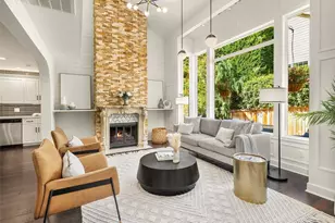 1400 Bellevue Way SE, Bellevue, WA 98004 - Photo 10