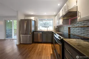 1515 34th St SE, Auburn, WA 98002 - Photo 8