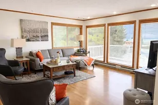 107A Westlake Rd, Oroville, WA 98844 - Photo 4