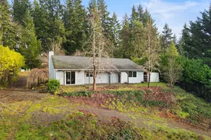 421 NE Cutlass Way, Belfair, WA 98528 - Photo 2