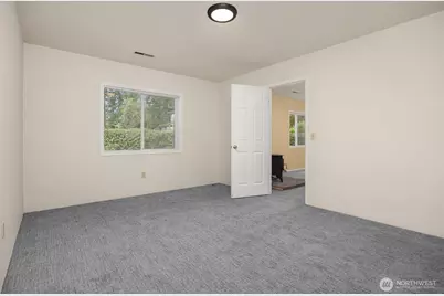 15985 Lindsey Lane NE, Poulsbo, WA 98370 - Photo 32