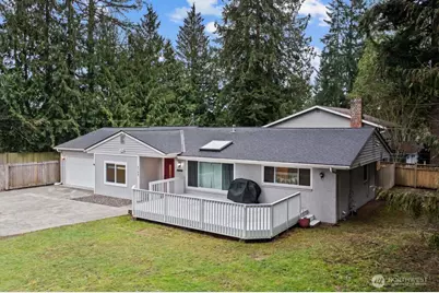 4706 Picnic Point Road, Edmonds, WA 98026 - Photo 2