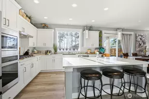 1189 Seawall Ln, Oak Harbor, WA 98277 - Photo 6